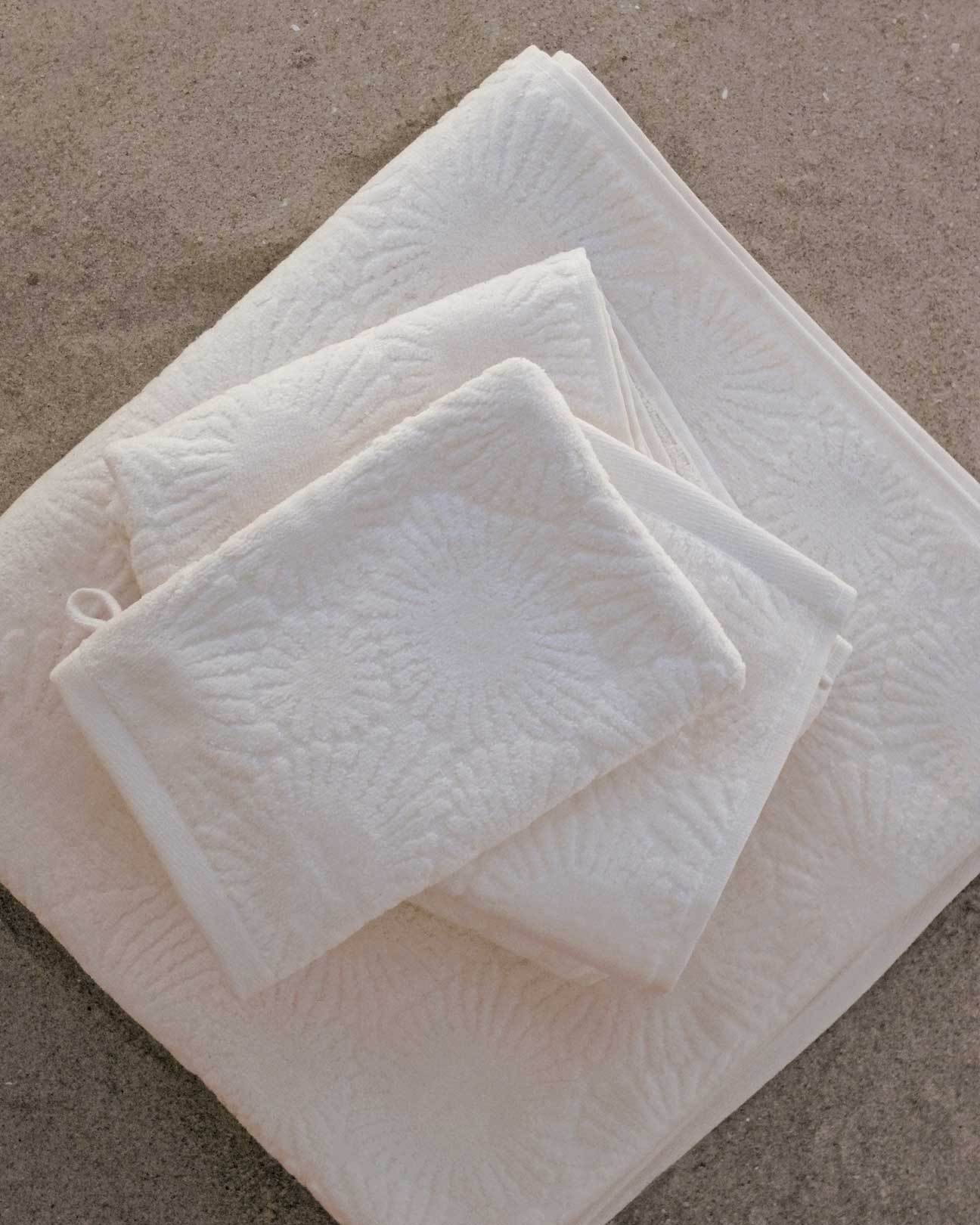 Affina Hexo Organic Cotton Towels